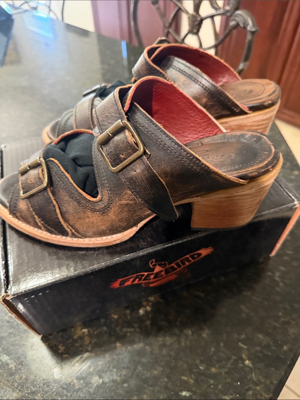 Freebird by Steven Caprice distressed black/brown leather buckle sandals Size 10 - Picture 5 of 9